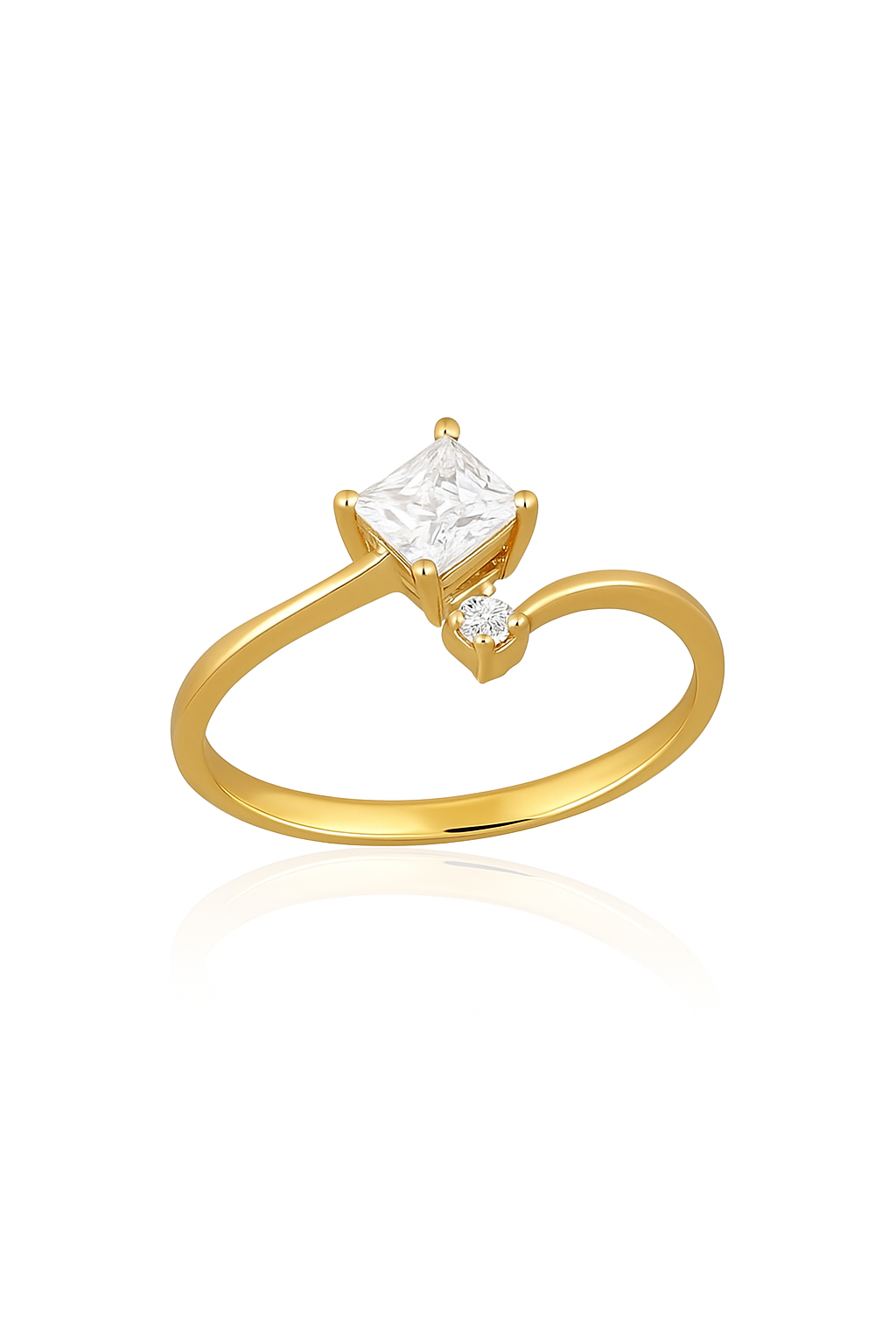 Regal Recta Diamond Crest Ring – Modern Royal Elegance