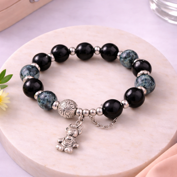 Royal Luxe Black Bead Bracelet – Regal Minimalist Style