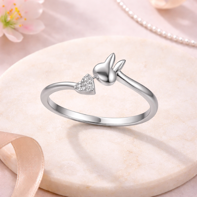 Crest Square Diamond Ring – Bold Geometry