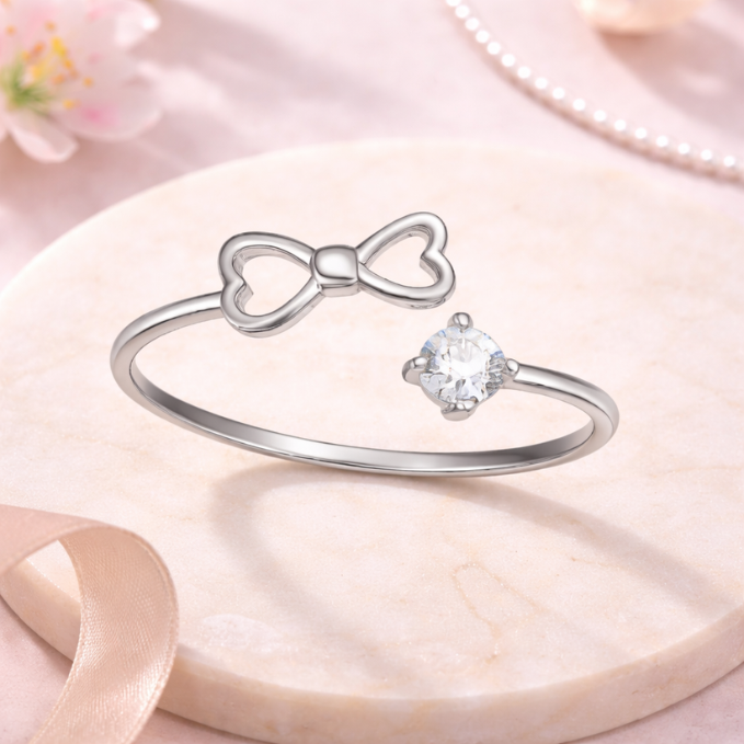 Argent Ribbon Crown Royal Elegance Ring