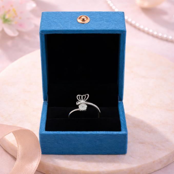 Cross Leaf Square Crest Pendant