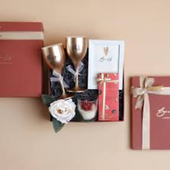 Xroophy Wedding Gift Hamper – Elegant Couple Gift Set | Luxury Wedding Gift for Him & Her